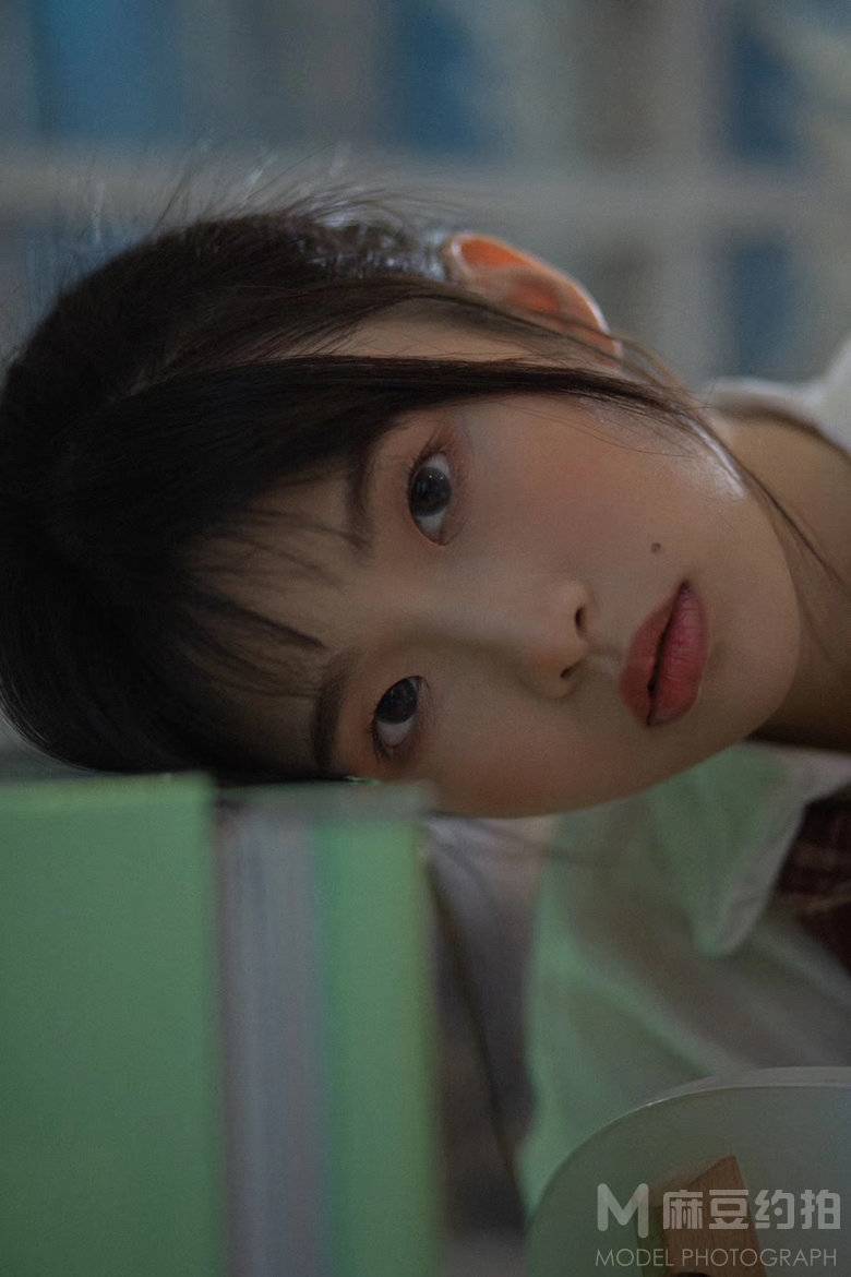 胶片模特