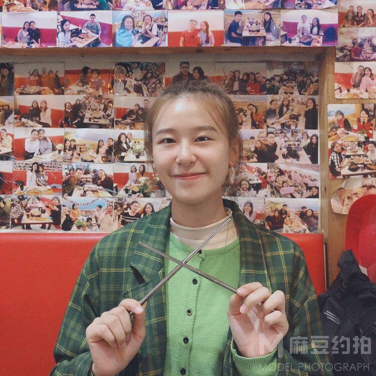 校园模特