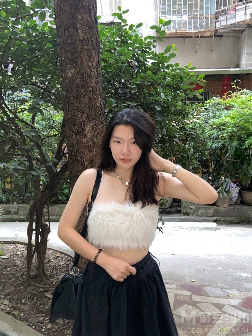 纪实模特