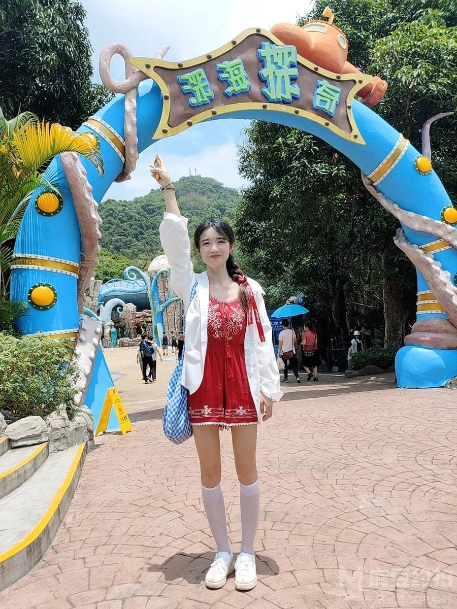 校园模特