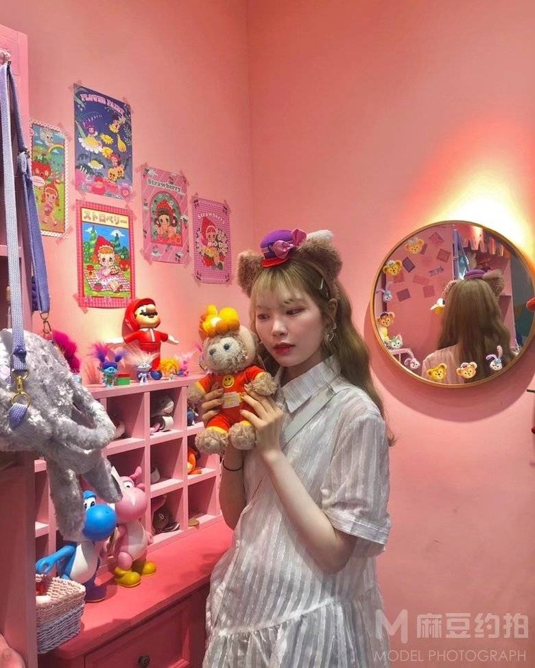 妆容模特