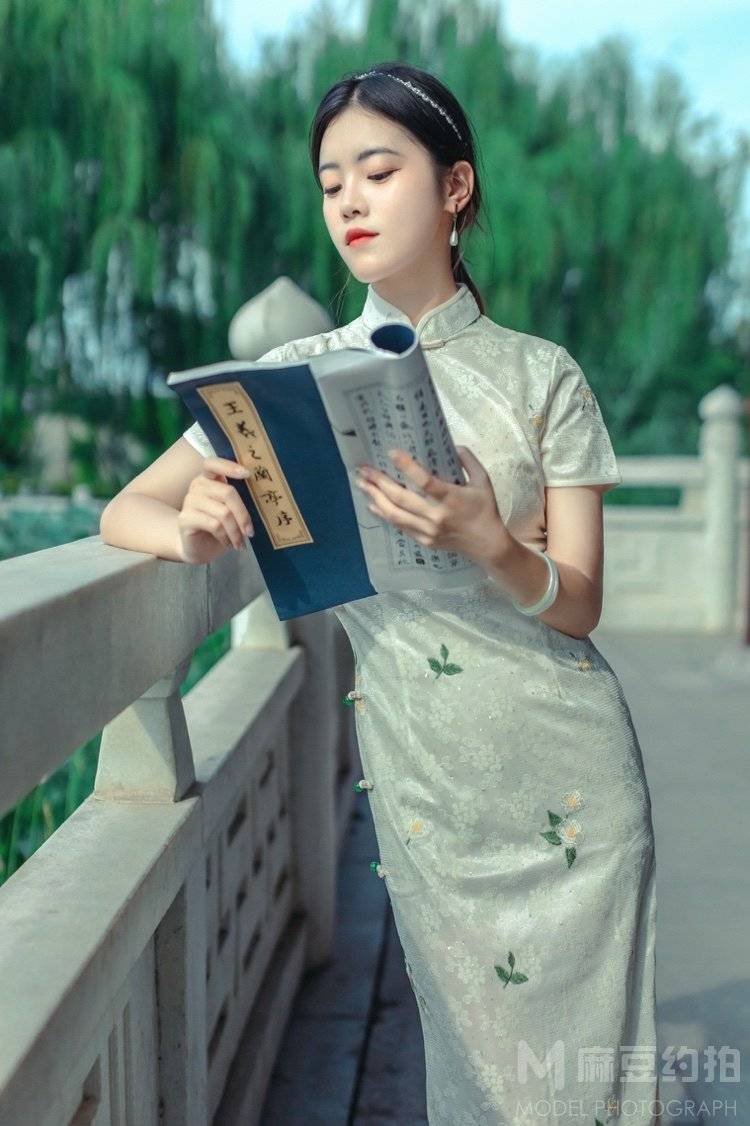 民国模特