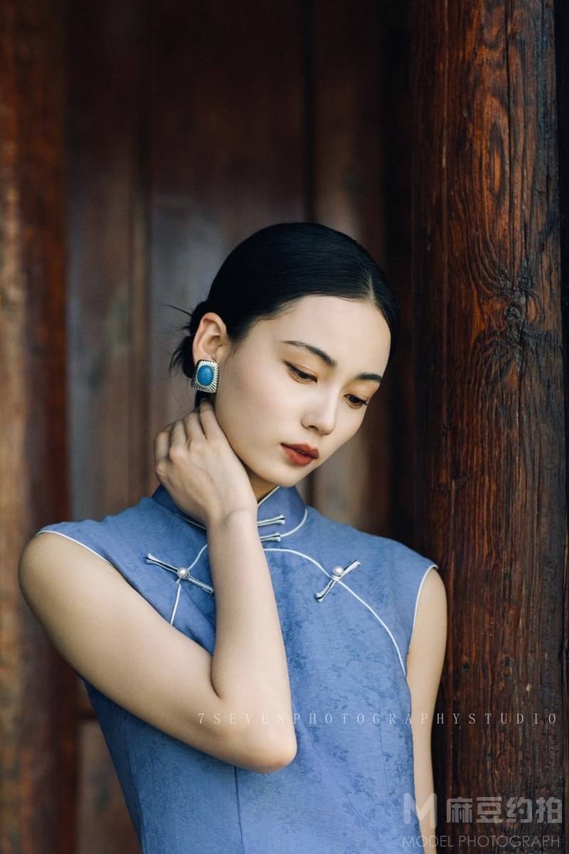 胶片模特