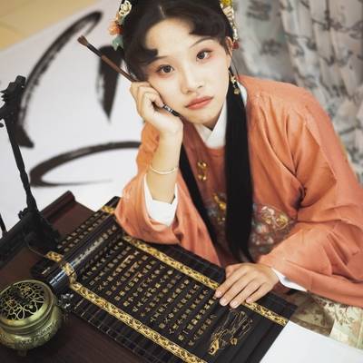 汉服模特