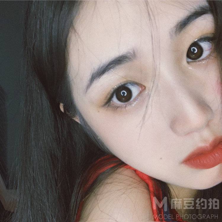 胶片模特