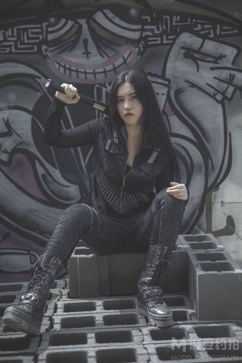 情绪模特
