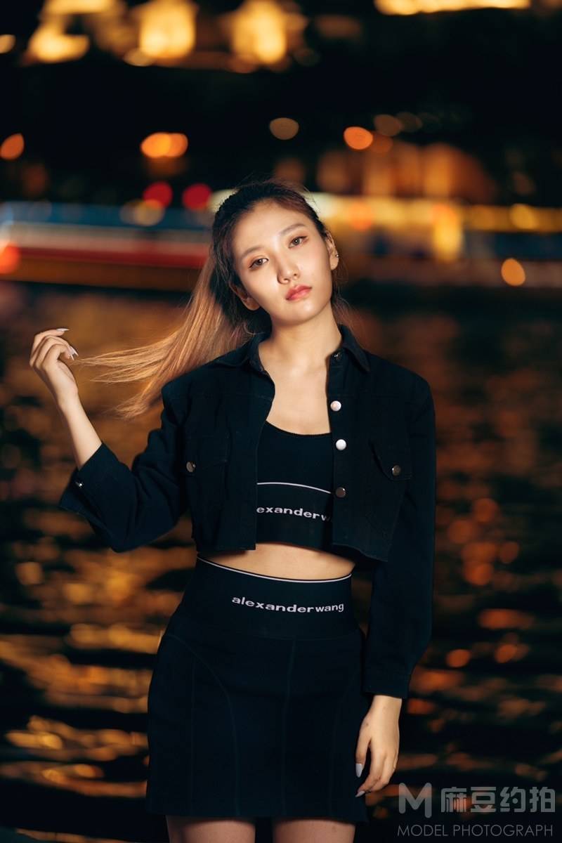 夜景模特