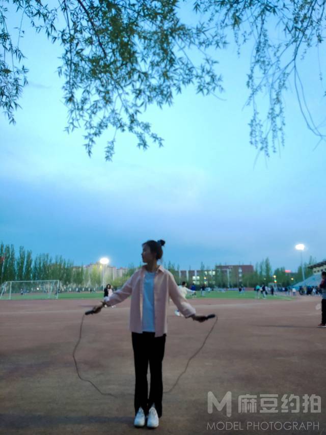 校园模特