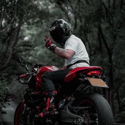 黑白模特