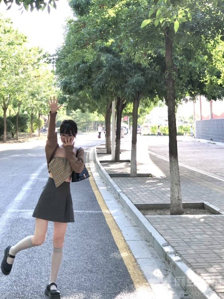 校园模特