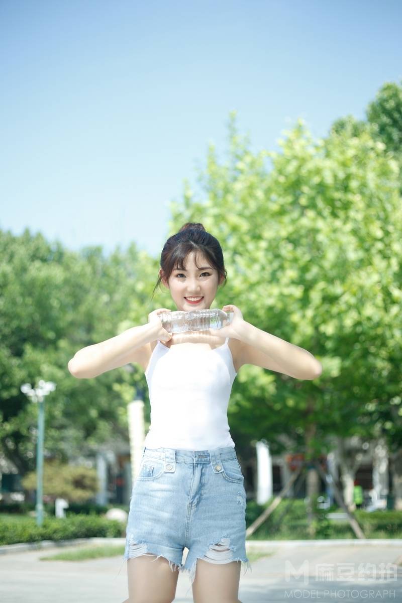 清新模特