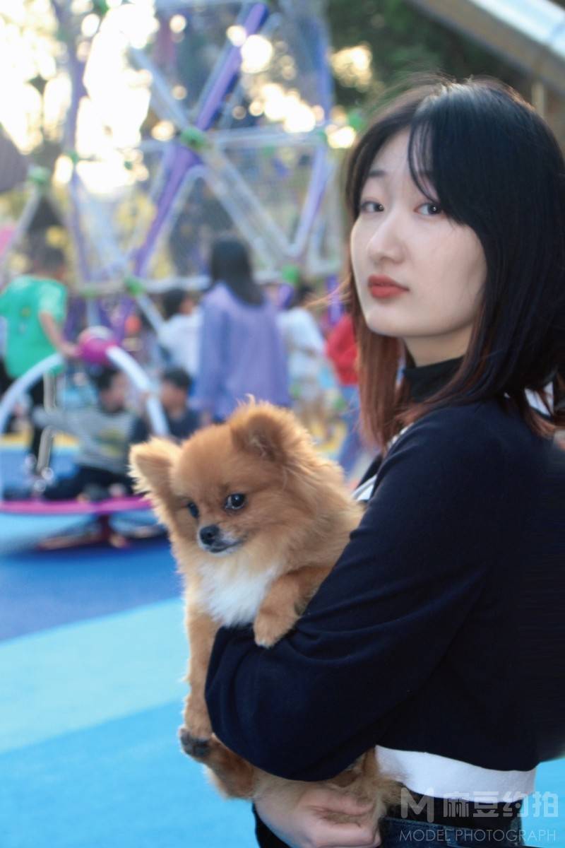 校园模特