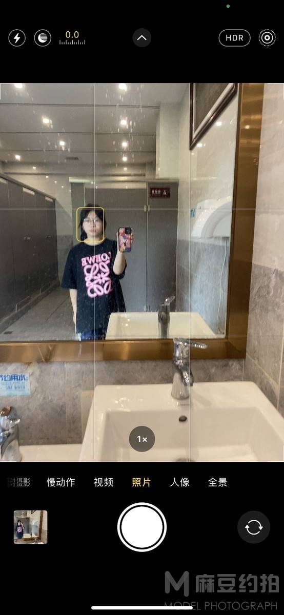 校园模特
