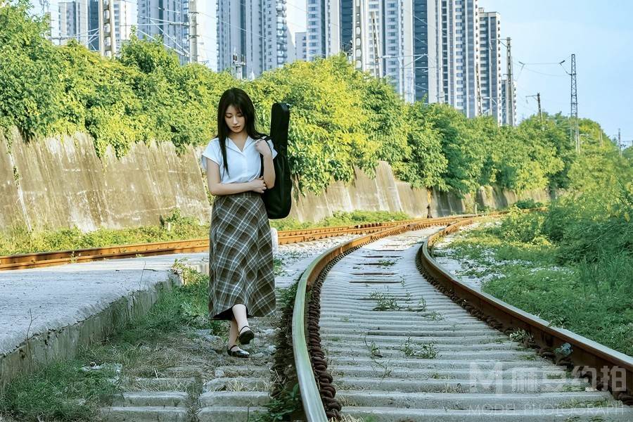 胶片模特