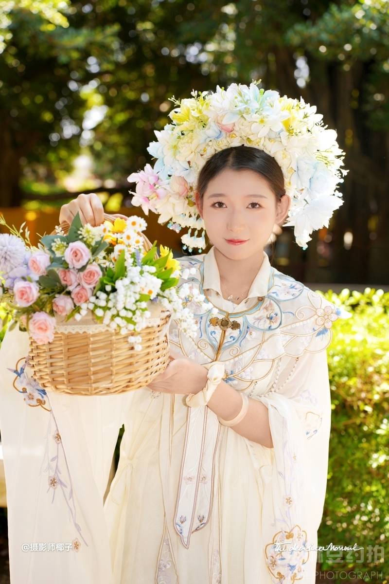 汉服模特