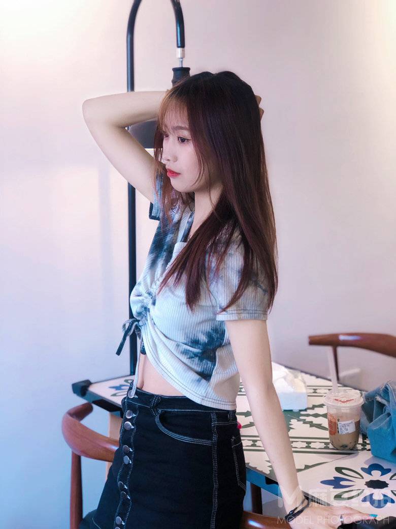 妆容模特