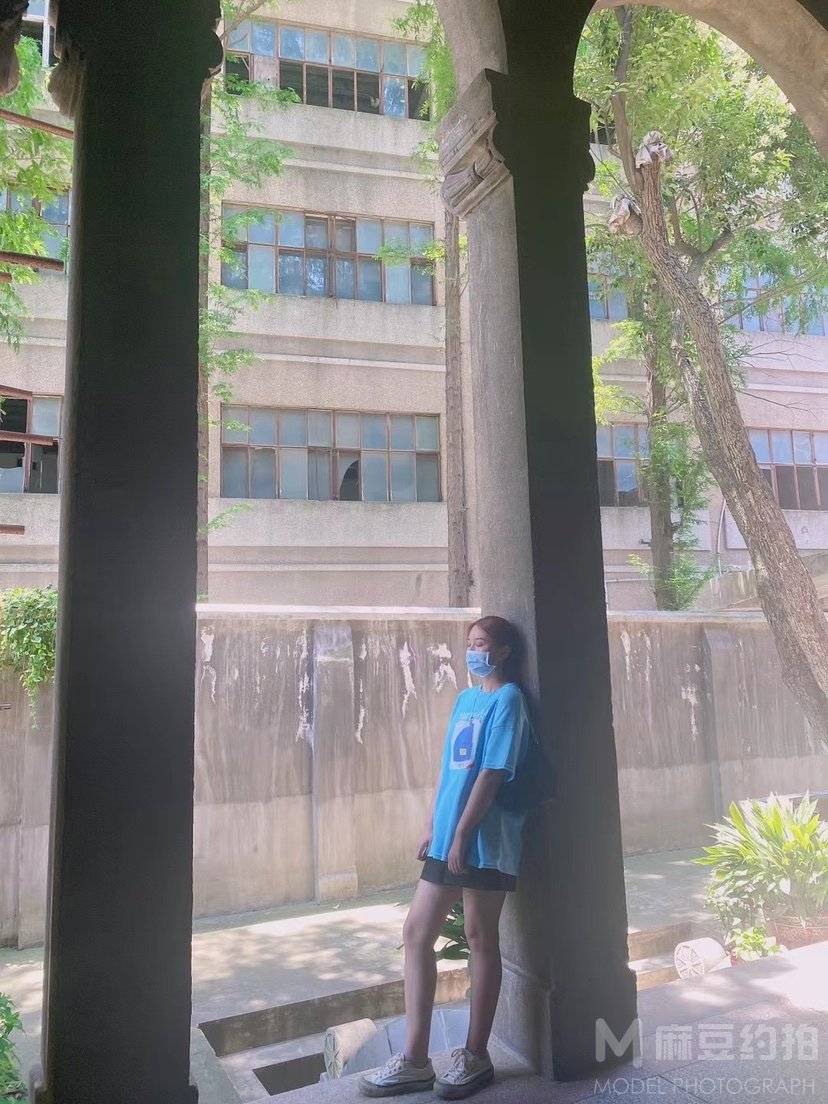 校园模特