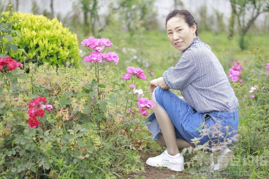 情绪模特