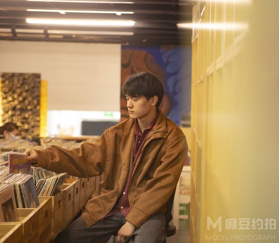 胶片模特
