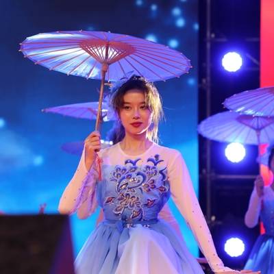 纪实模特