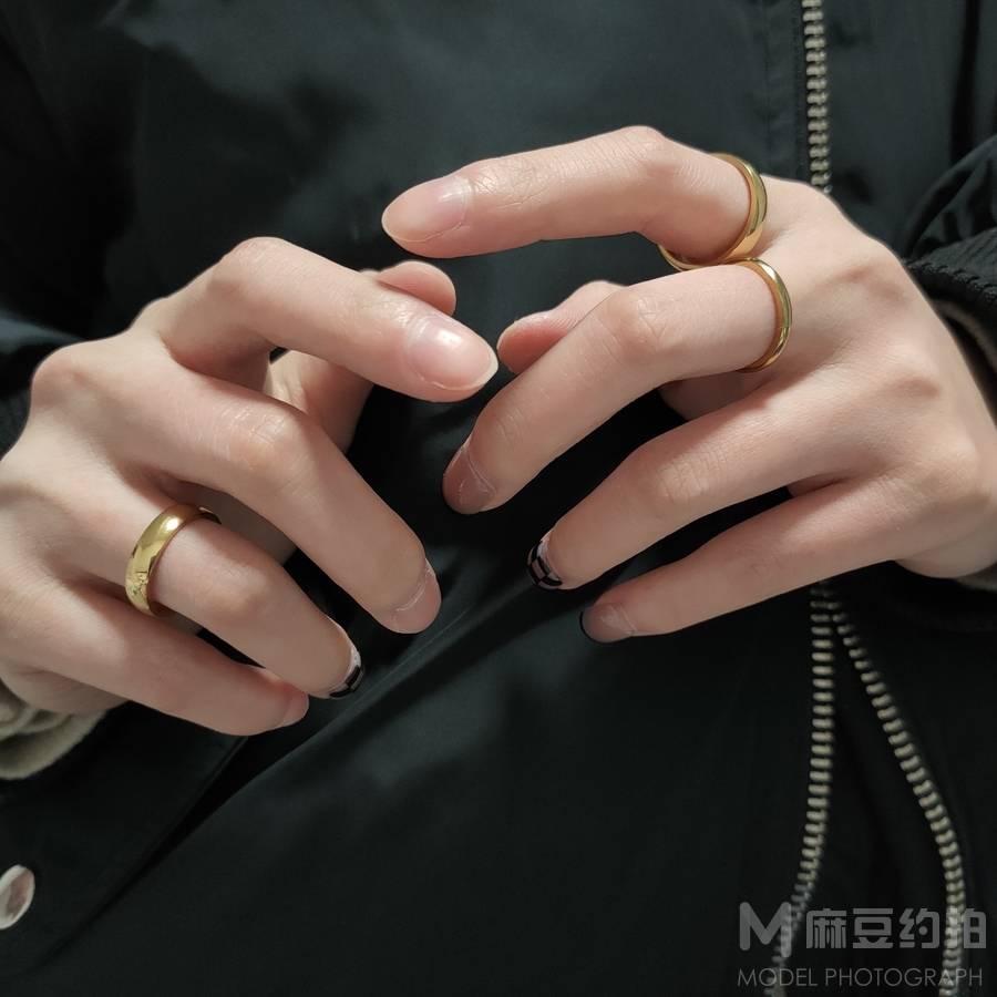 宝丽来模特
