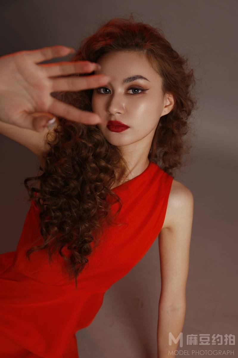 妆容模特