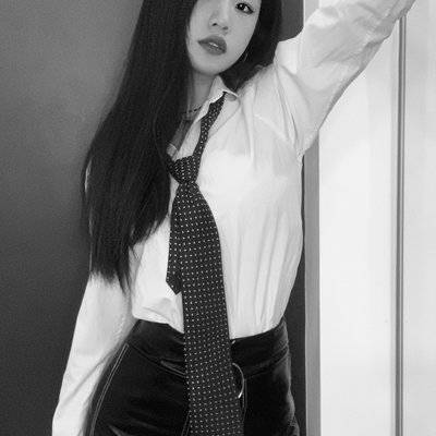 黑白模特
