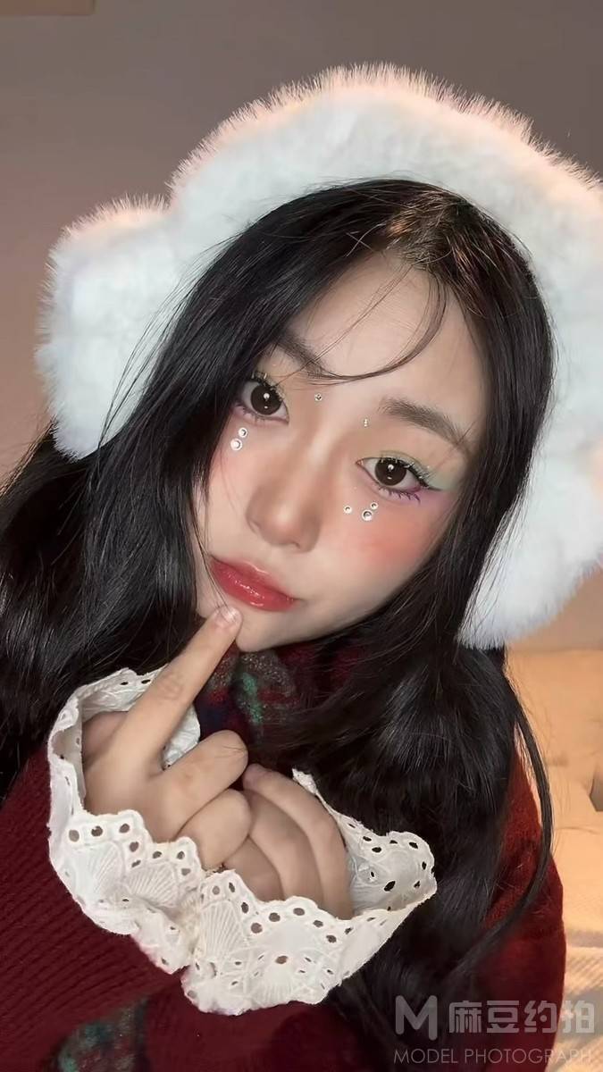 妆容模特