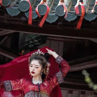 汉服模特