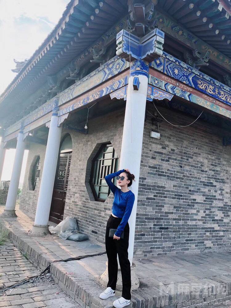 清新模特