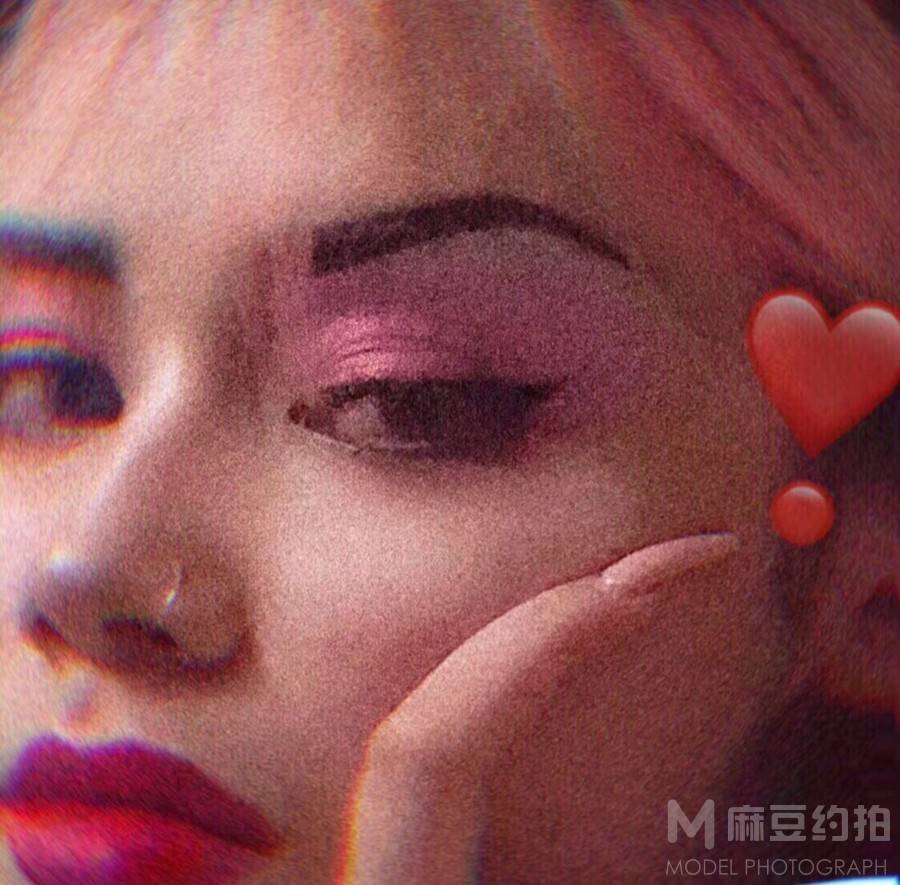 情绪模特