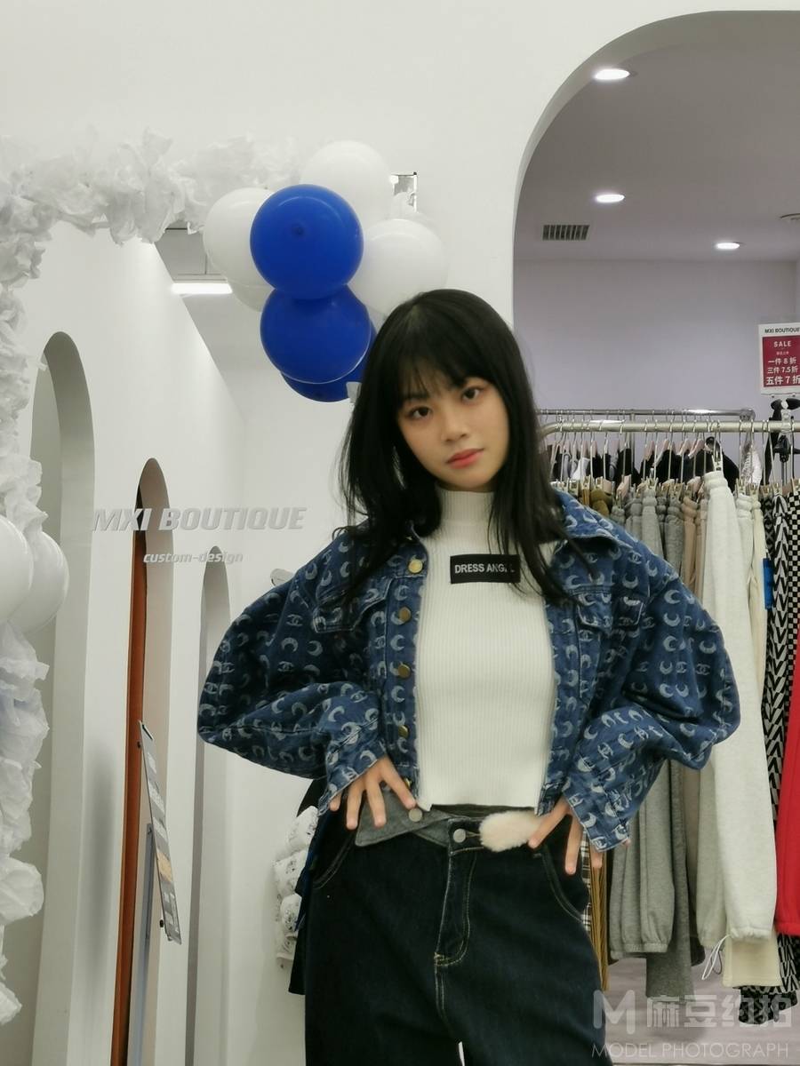 少女模特
