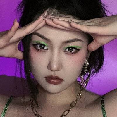 妆容模特