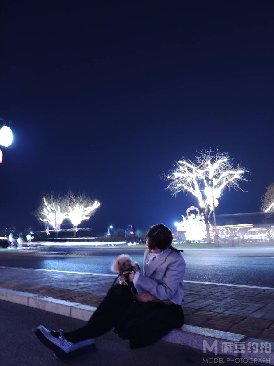 夜景模特