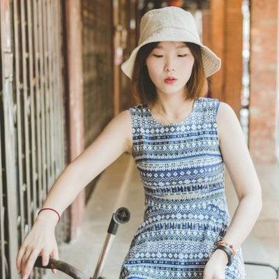 校园模特