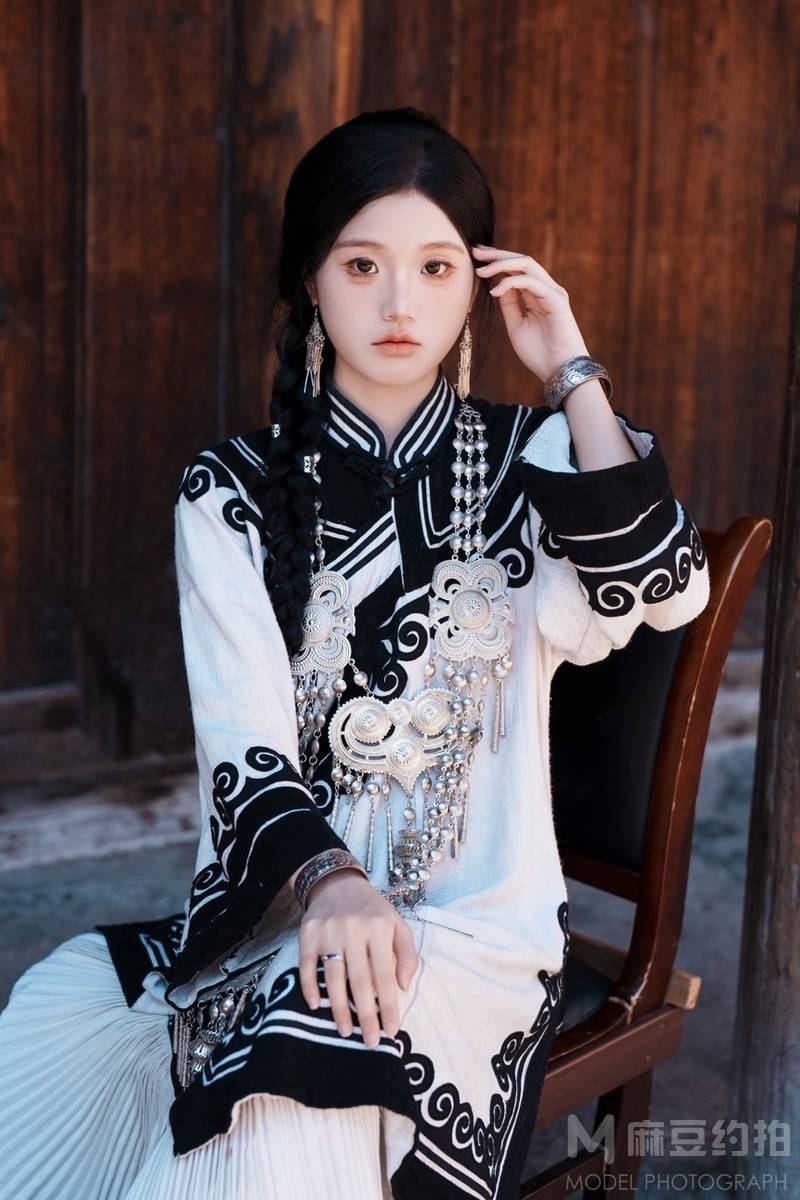 胶片模特