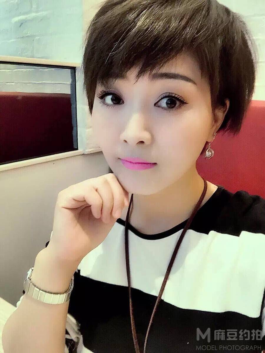 暗黑模特