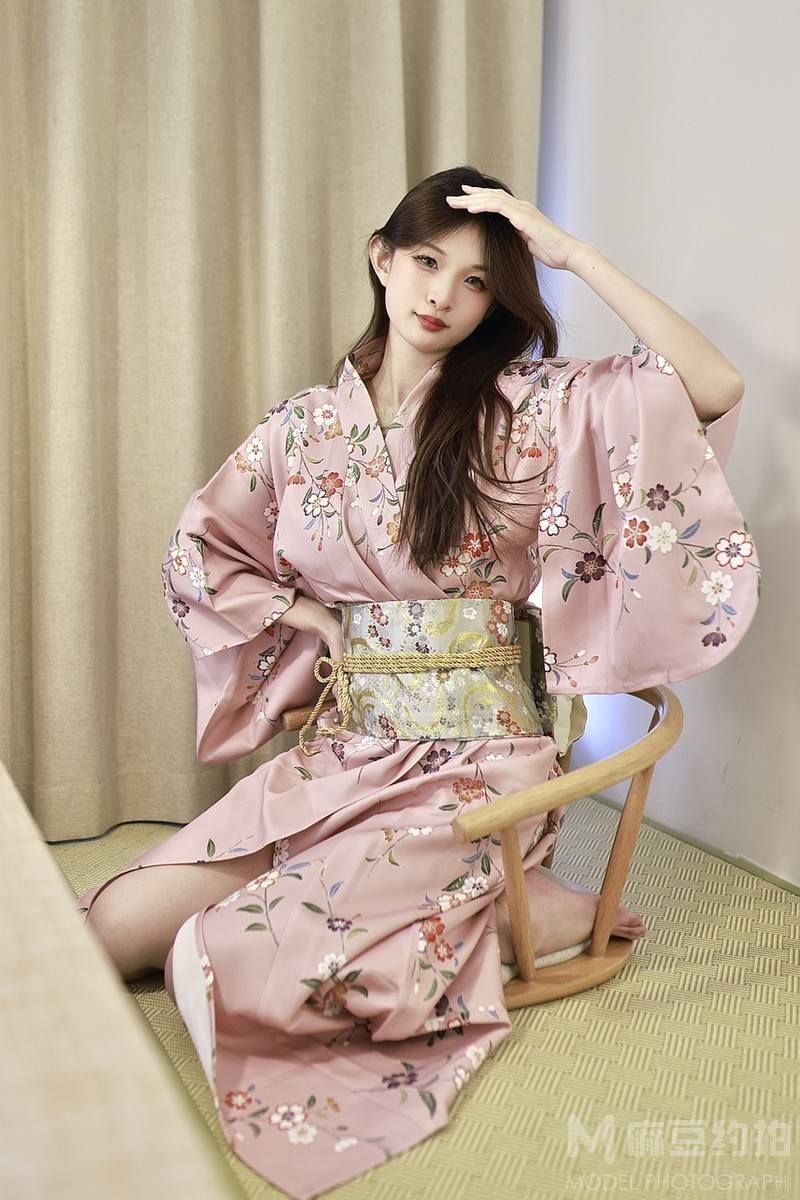 和服模特