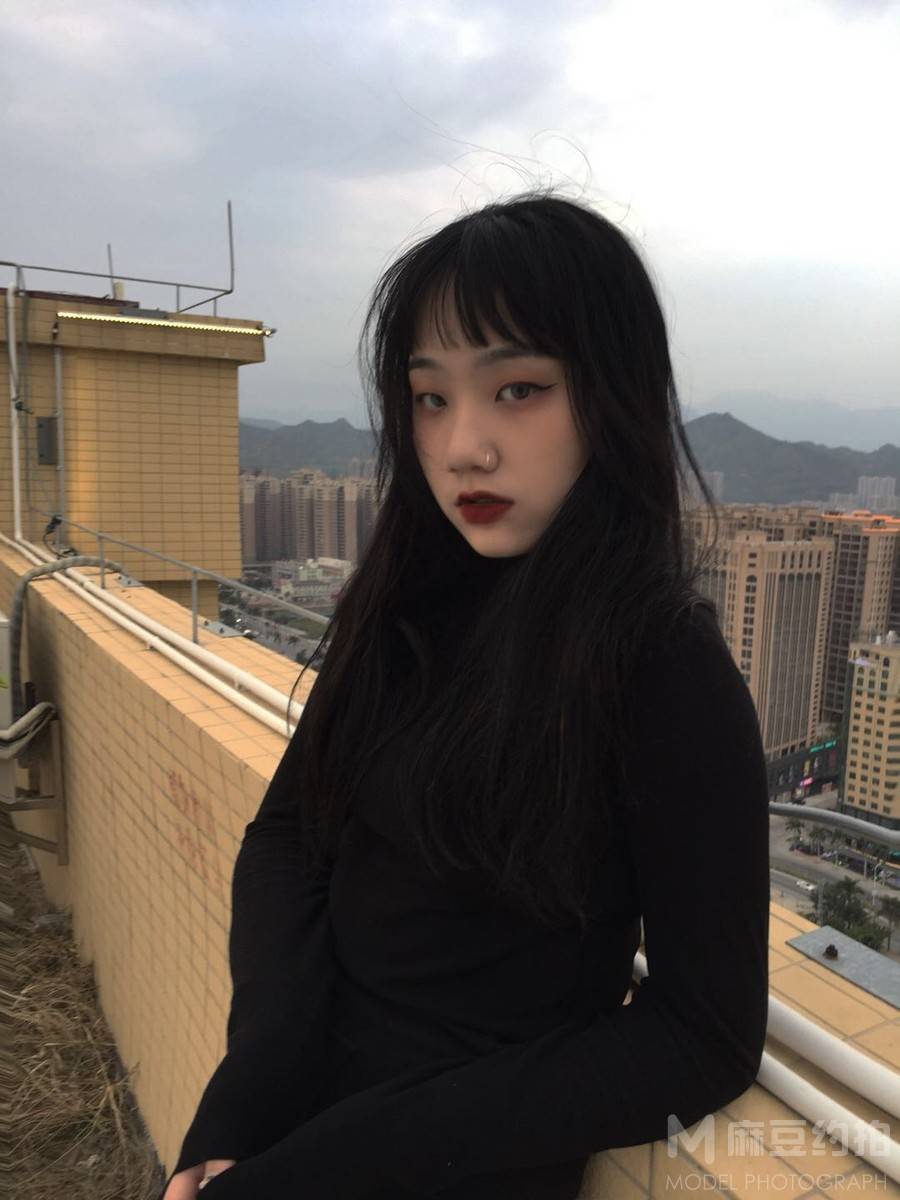 暗黑模特