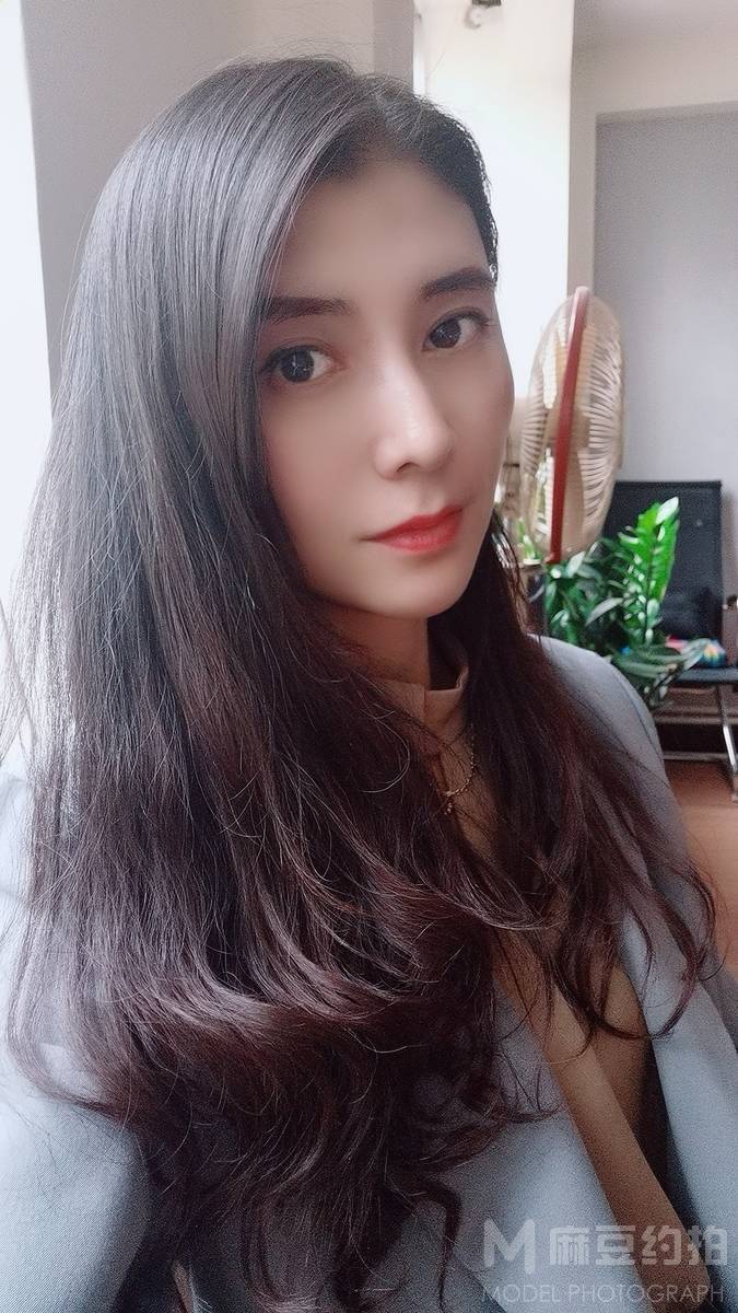 商务模特