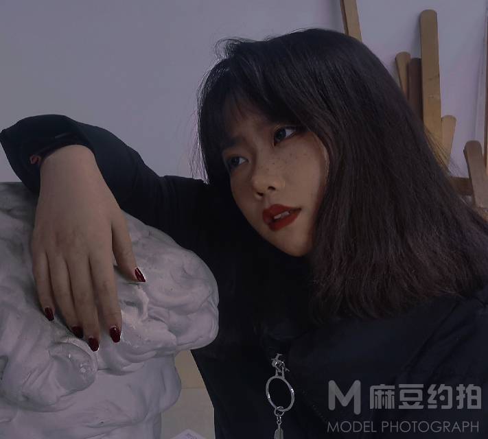 暗黑模特