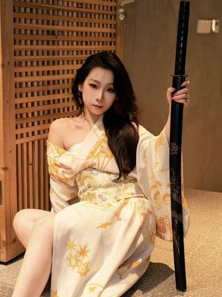 和服模特