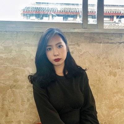 黑白模特