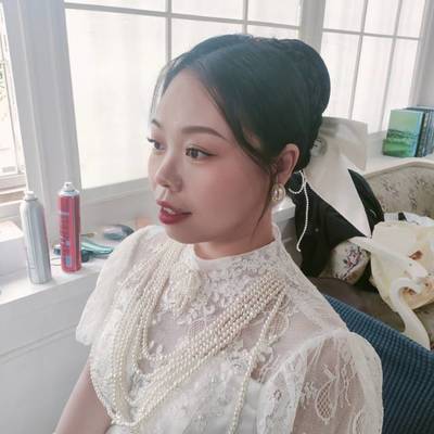 妆容模特