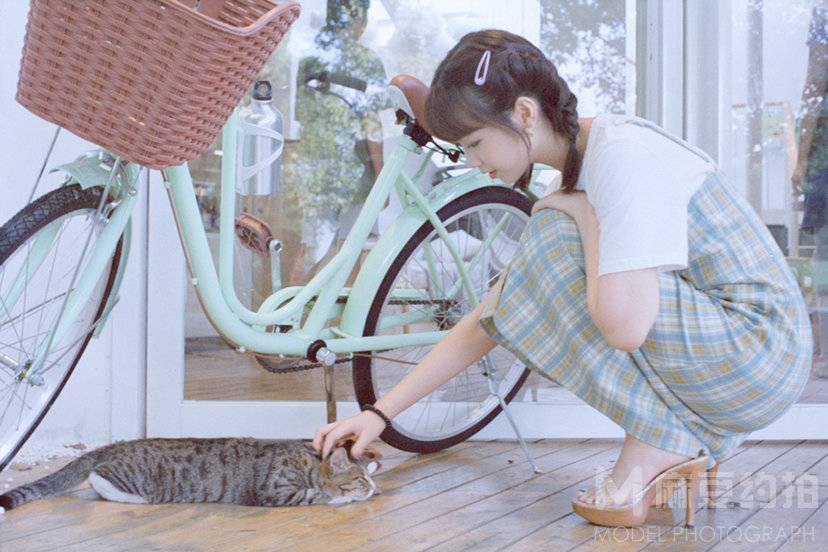 清新模特