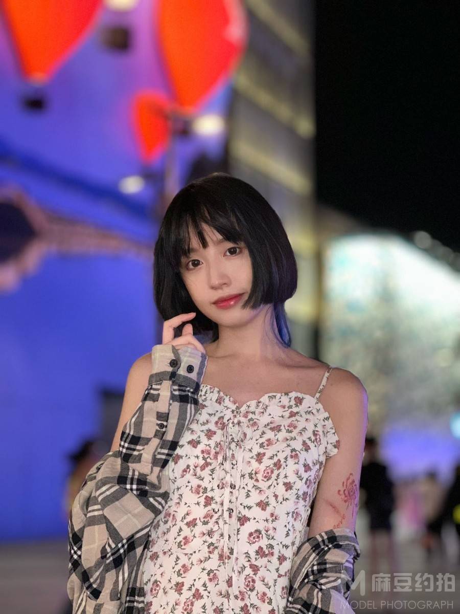 夜景模特