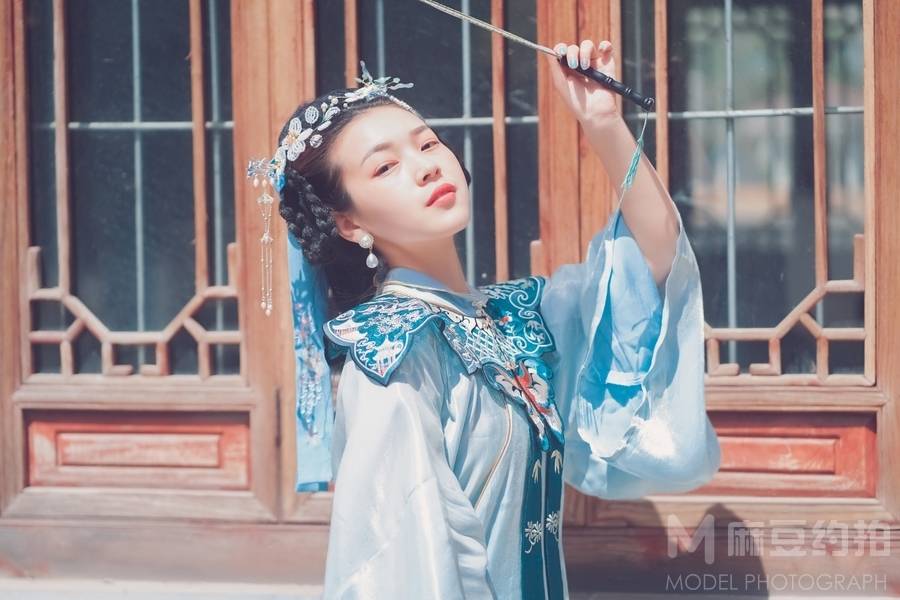 妆容模特