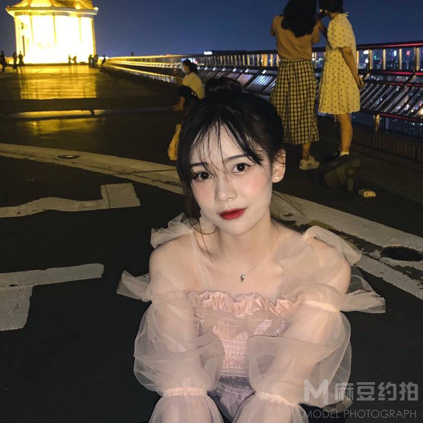 胶片模特