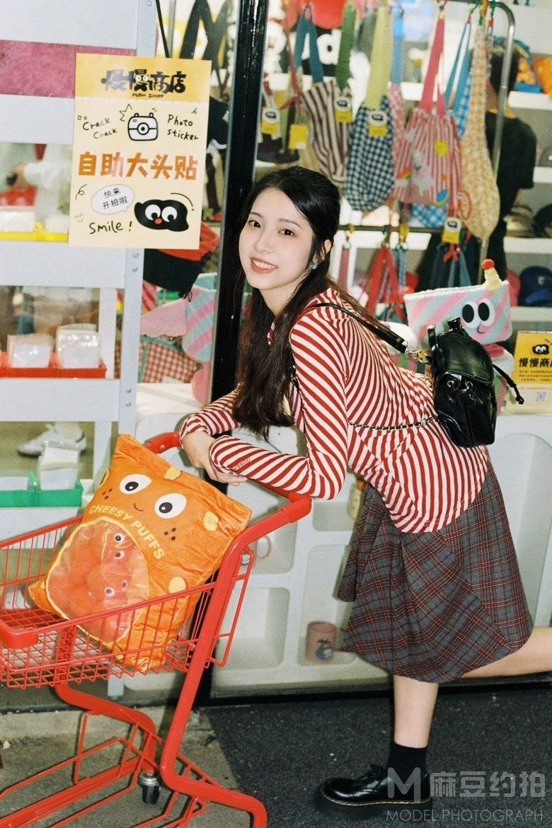 胶片模特
