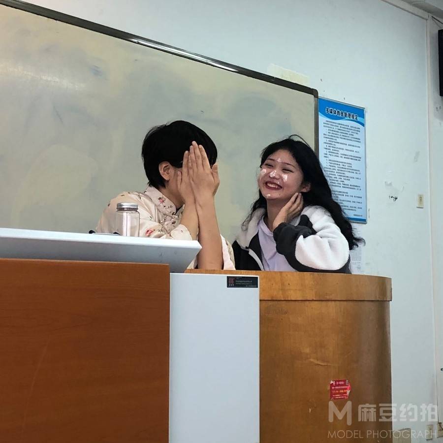 校园模特